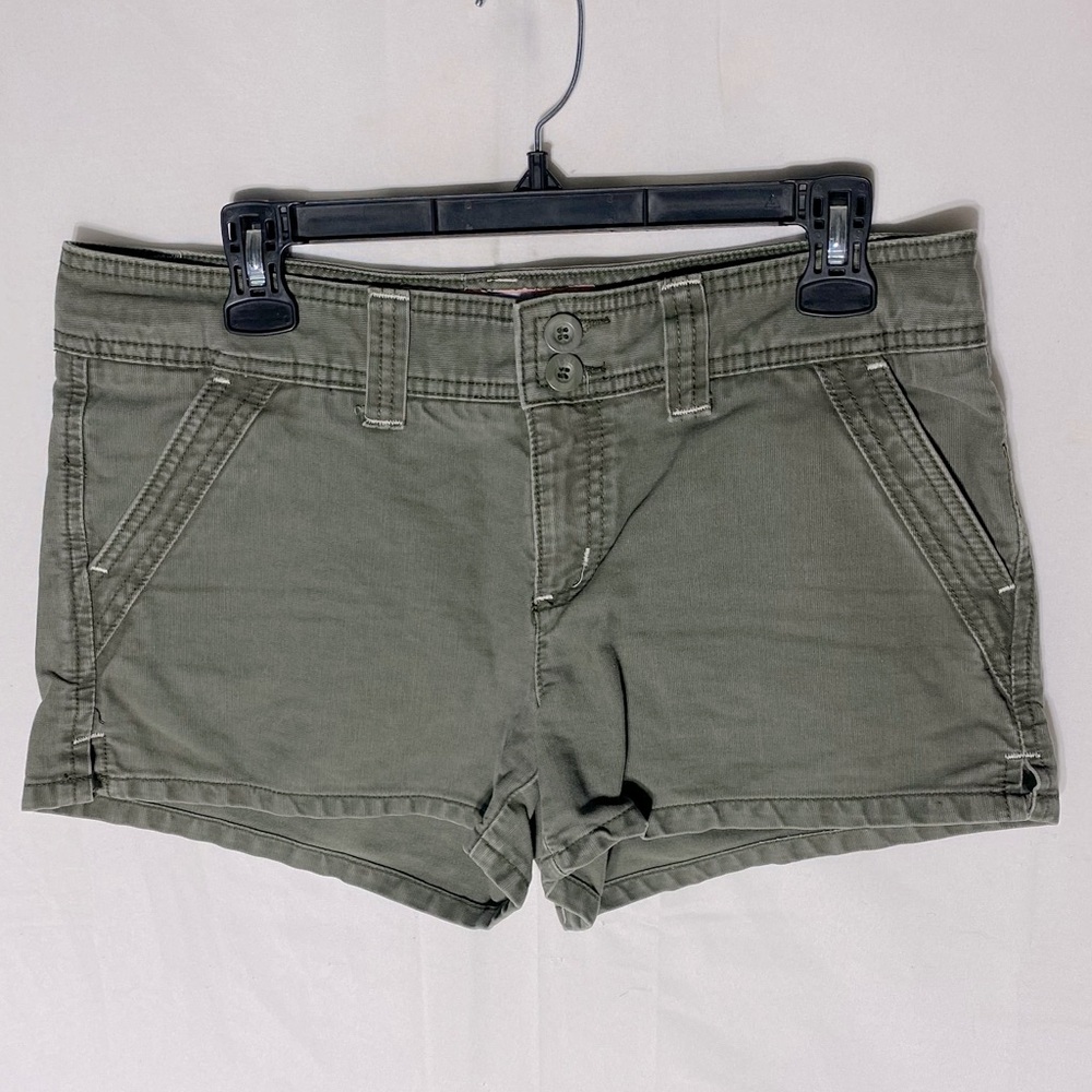 Vintage Y2K Smart Set Army Green Cotton Low Rise Cargo Style Shorts 8 Retro 90s